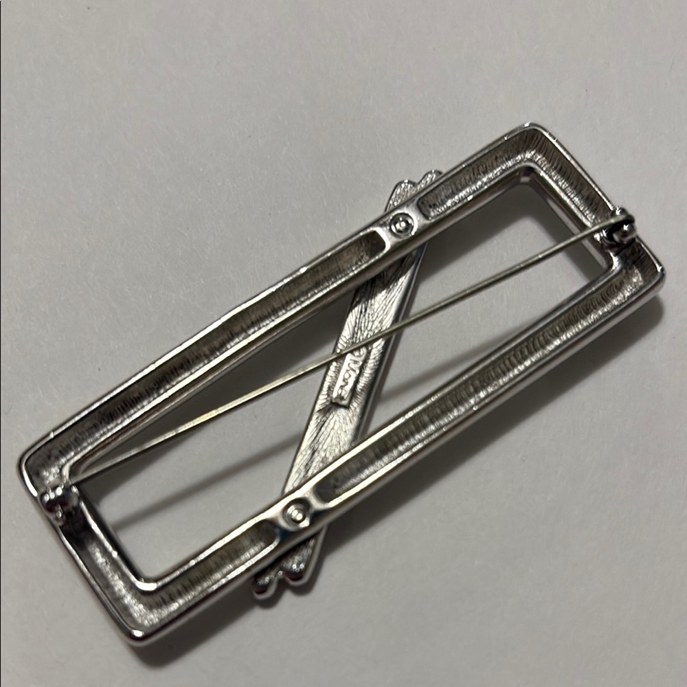 Monet Silver Rectangular Brooch Pin - Picture 4 of 6